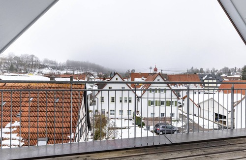 Gammertingen Apartment | Studio Apartment 'Hohenzollern' with Balcony and Wi-Fi