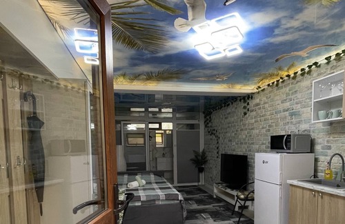 Cluj-Napoca Apartment | Studio Apartment in the Hill Panoramic House with Chroma-therapy