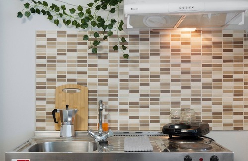 Drimonas Apartment | Studio Apartment 'Kerkis Standard' with Mountain View, Wi-Fi and Air Conditioning