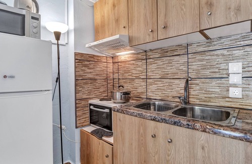 Drimonas Apartment | Studio Apartment 'Kerkis Apartment' with Mountain View, Wi-Fi and Air Conditioning