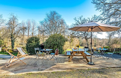 Loperec Apartment | Studio Apartment 'Le Grand Large' with Shared Terrace, Shared Garden and Wi-Fi