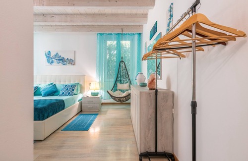 Carloforte Apartment | Studio Apartment "Loft la Perla" with A/C & Wi-Fi