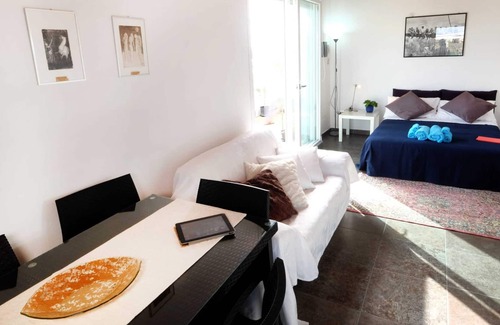 Province of Cagliari Apartment | Studio Apartment "Lorenzo" with Sea View, Terrace & Wi-Fi
