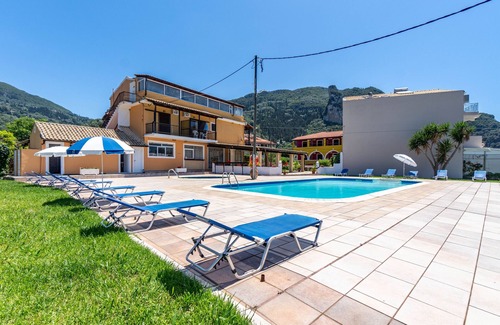 Agios Gordios Apartment | Studio Apartment 'Mires House Front 1' with Sea View, Wi-Fi and Air Conditioning