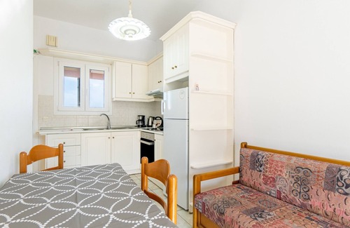 Acharavi Apartment | Studio Apartment 'Olivea 3' with Sea View, Wi-Fi and Air Conditioning