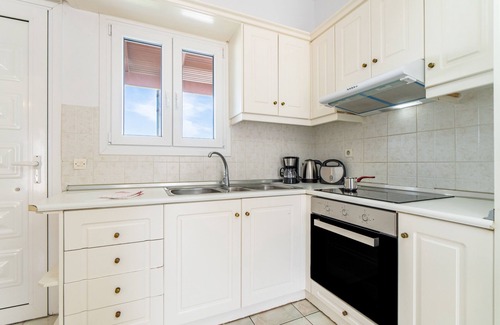 Acharavi Apartment | Studio Apartment 'Olivea 3' with Sea View, Wi-Fi and Air Conditioning