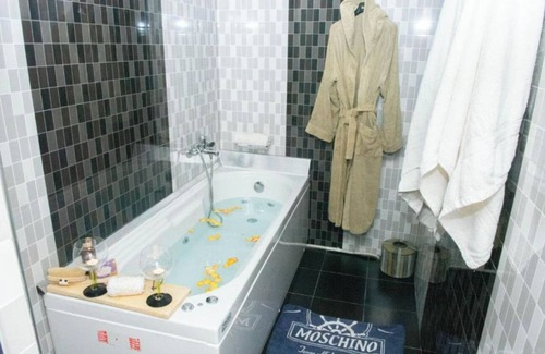 Lefkas Apartment | Studio Apartment 'Tajo Suite' with Sea View, Wi-Fi and Air Conditioning