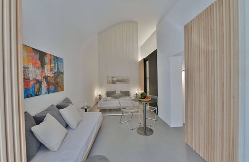 Ostuni Apartment | Studio Apartment “Voltabianca Suite” in Central Location with Wi-Fi