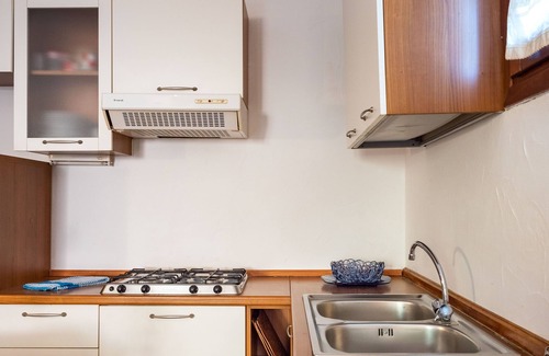 Monte Petrosu Apartment | Studio Apartment with Wi-Fi, Air Conditioning & Terrace