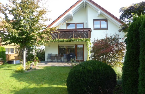 Dennach Apartment | Studio apartment with a large balcony and a beautiful view