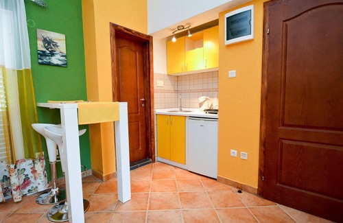 Kotor House | Studio Apartment With Garden View