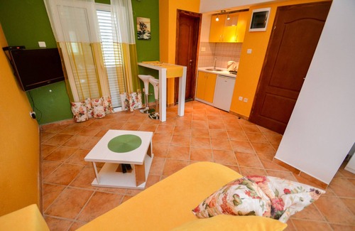 Kotor House | Studio Apartment With Garden View