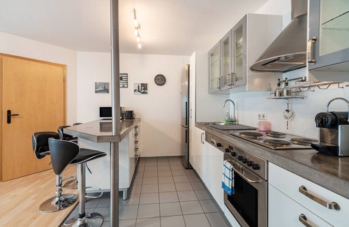 Breisach Apartment | Studio Apartment 'Wohlfühloase' with Private Terrace and Wi-Fi