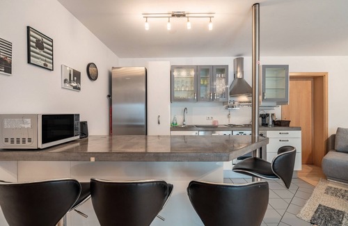 Breisach Apartment | Studio Apartment 'Wohlfühloase' with Private Terrace and Wi-Fi