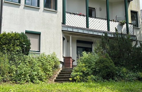 Oberhof Apartment | Studio Apartment 'Wohnung 1' with Private Terrace and Wi-Fi
