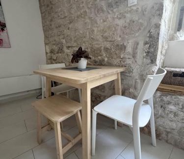 Rab House | Studio Appartment & Rooms Old Town