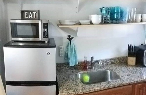 Pine Point Condo | Studio Apt by beach - unit #14