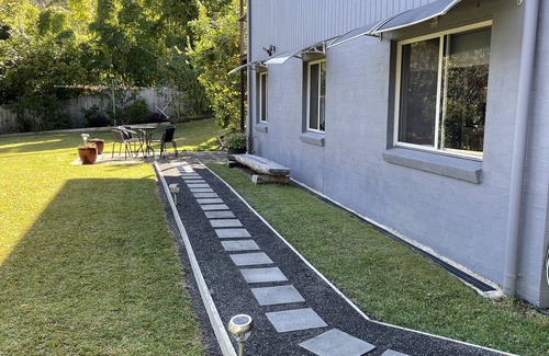 Valla Beach Apartment | Studio at 60.nPrivate apartment, close to beaches and cafes. Breakfast included.