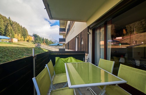 Allevard Apartment | Studio 'At the Foot of the Ski Slopes Collet' with Balcony and Wi-Fi