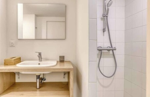 Annemasse Apartment | Studio Atlas 28m2 50m Gare Annemasse