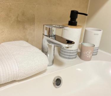 Sud Apartment | Studio avec climatisation et parking
