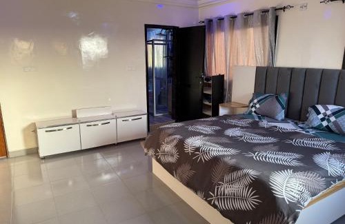 Senegal Apartment | Studio avec Jacuzzi Aeroport AIBD