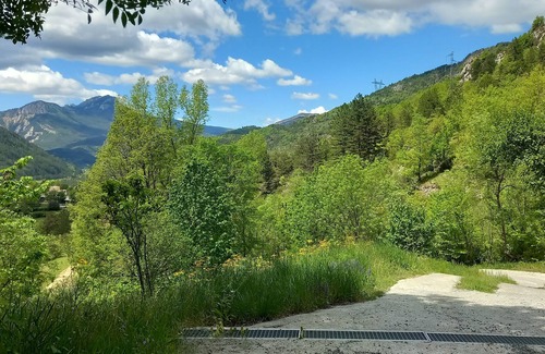 Castellane Apartment | Studio Avec Jolie Vue, Bien Situé Pour Visiter le Verdon