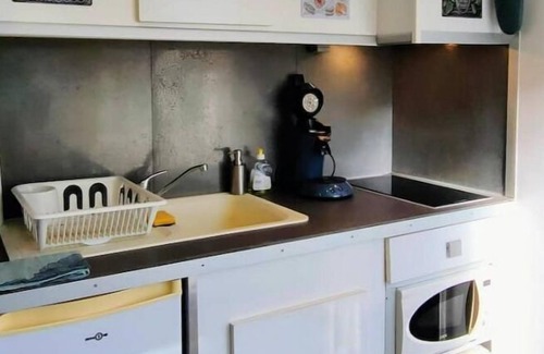 Cachan Apartment | Studio Avec Terrasse et Jardin Privatif de 52m²