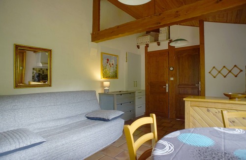 Reynes Apartment | Studio Avec Véranda Dans Vallée Calme à Reynès