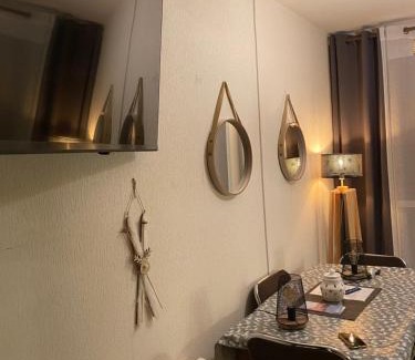 Saint-Etienne-en-Devoluy Apartment | Studio avec vue sur les pistes