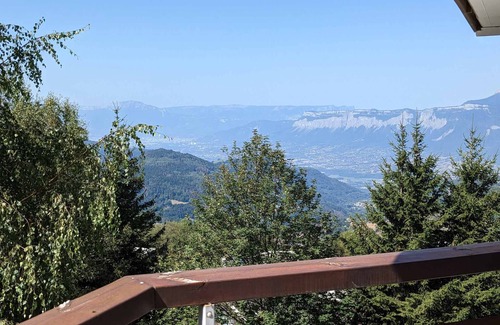 Prapoutel Apartment | Studio cabin for 4, slopeside, balcony, south-facing