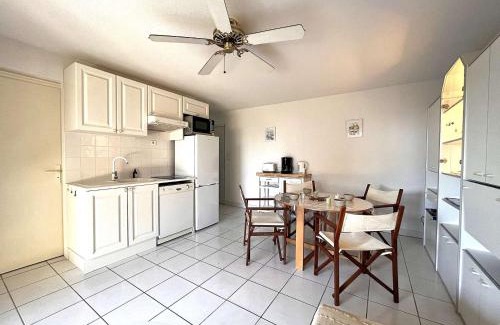 Cavaliere Apartment | Studio/Cabine à 80m de la plage avec Terrasse, Jardinet et Garage - Cavalaire - FR-1-226B-140