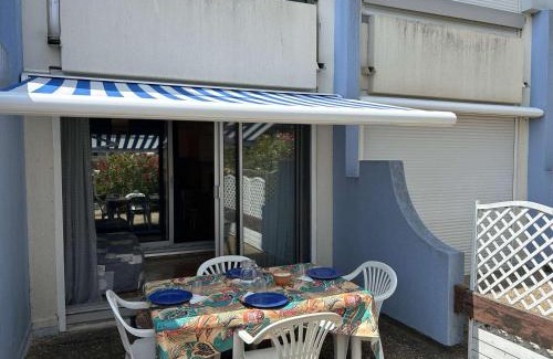 Le Grau-Du-Roi Apartment | Studio cabine 4 pers avec piscine, terrasse, proche commodités - Grau-du-Roi - FR-1-250-140