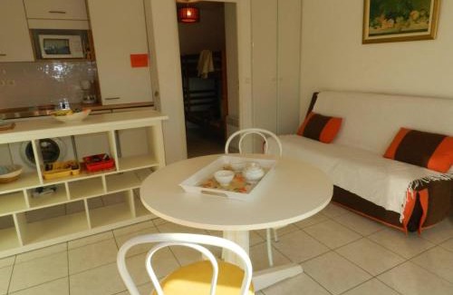 Le Lavandou Apartment | Studio cabine 4 pers avec piscine près de la plage - Le Lavandou - FR-1-251-776