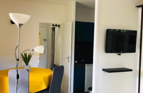 Andernos-les-Bains Apartment | Studio-cabine, au calme, à 5 min à pied du centre ville et de la plage