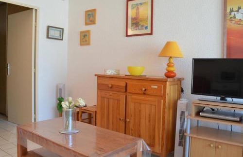 Plage d'Argeles Apartment | Studio Cabine avec Vue Port & Montagne, Proche Plage - 4 Couchages, Parking, Loggia - Argelès-sur-Mer - FR-1-225-57