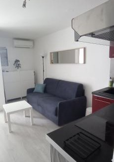 La Petite Motte Apartment | studio cabine piscine au couchant