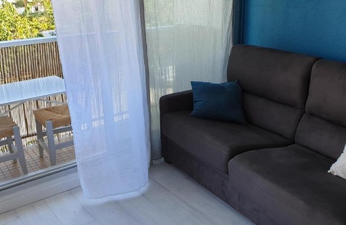 Le Couchant Apartment | STUDIO CABINE PREMIERE LIGNE Rés avec piscine.