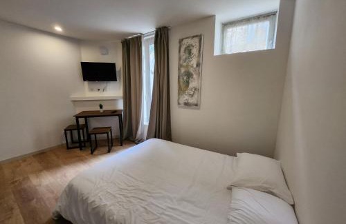 Bar-le-Duc Apartment | Studio calme rdc coté cours