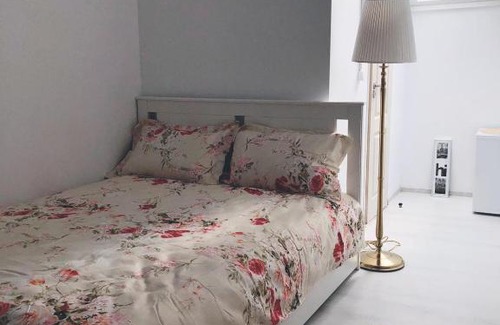 Tirgu Jiu Apartment | Studio Central