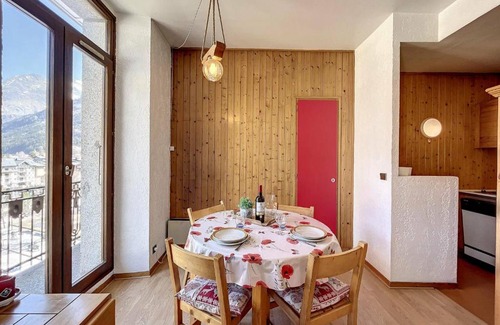 Chamonix City Centre Apartment | Studio Chamonix-Mont-Blanc, 1 pièce, 4 personnes - FR-1-507-13
