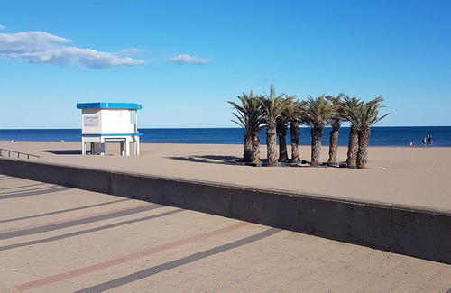 Narbonne-Plage Apartment | studio cicadas150m from the seafront comfortably shops at your feet