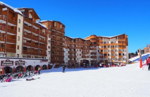 Les Bruyeres Apartment | Studio classique aux Menuires, balcon, animaux admis - FR-1-344-1038