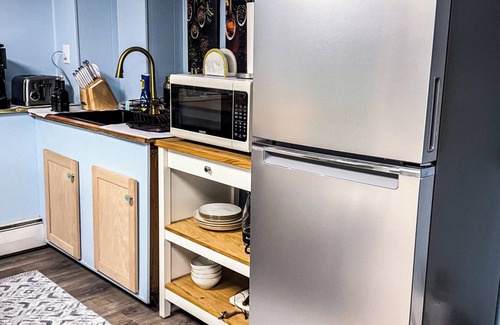 Revere Apartment | Studio Close to Beach, Boston, Logan Airport & Train Station