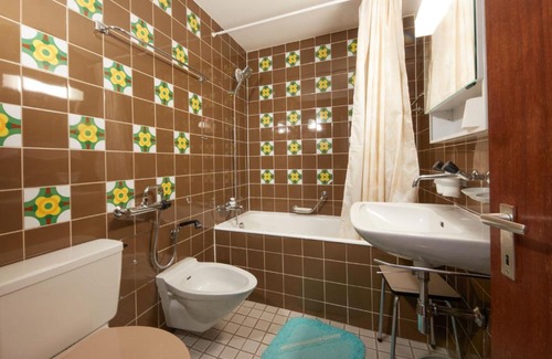 Vex Apartment | Studio Combire 104 by Interhome