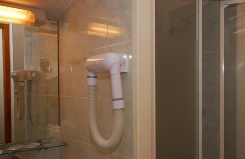 Brides-les-Bains Apartment | Studio-Comfort-Ensuite with Shower-Balcony-Vue Montagne 2 adlt 2 enf
