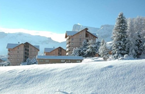 Saint-Etienne-en-Devoluy Apartment | Studio Cosi 4 Pers. SuperD at Chalet * - Clear view of the Massif - Southern Exp
