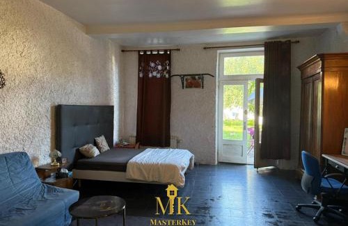 Ligny-en-Barrois Apartment | Studio Cosy & Authentique - Centre Ligny