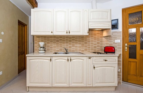 Rovinj Apartment | Studio De Amicis ❤️ of Downtown Rovinj | Parking | King,Near Beach