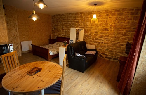 Plouray Apartment | Studio de Charme au Centre Bretagne Pour 2 Personnes